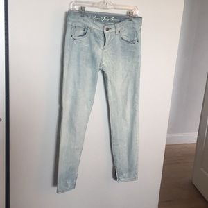 Juicy Couture Bleach Wash Jeans (like new)